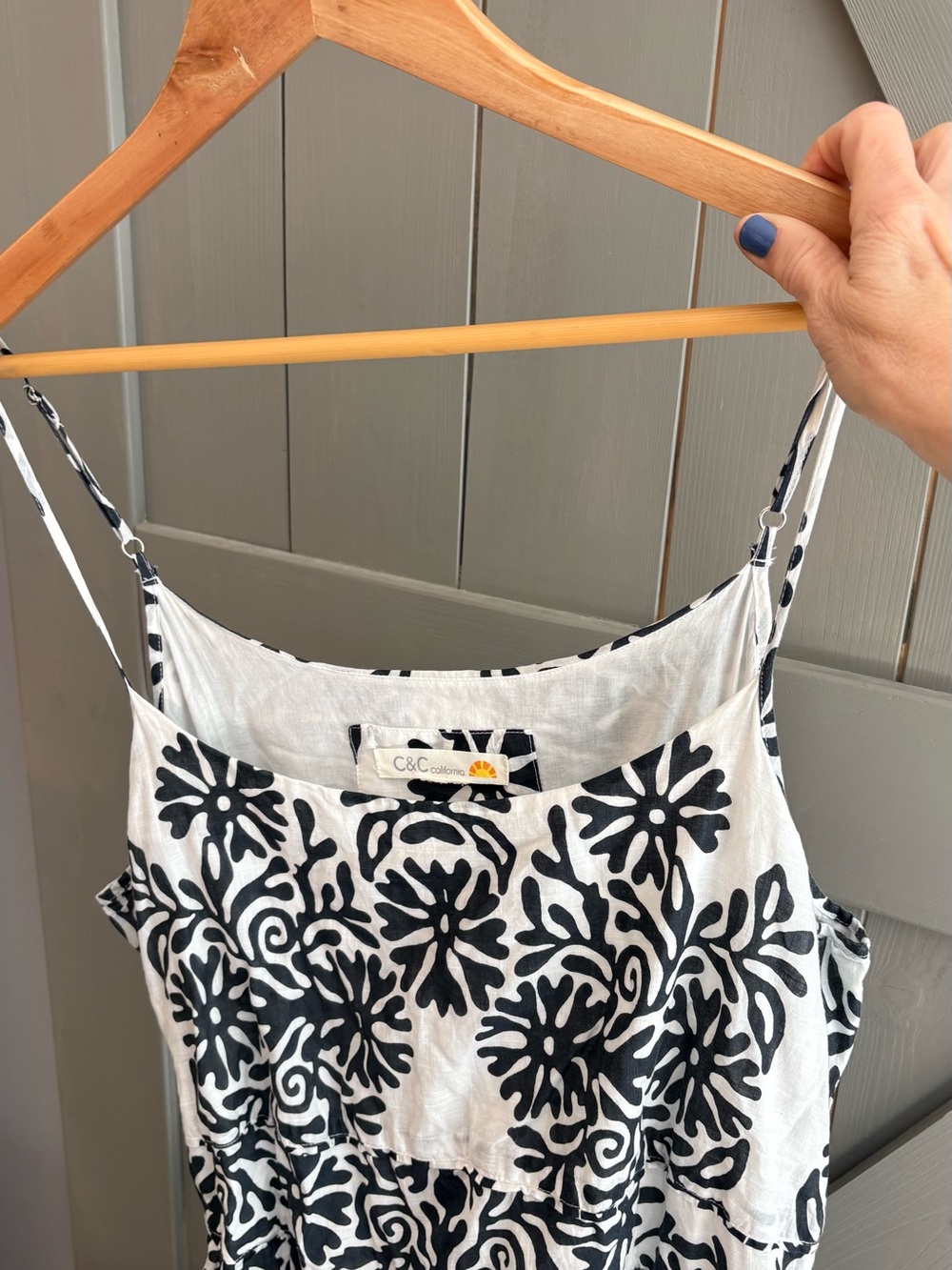 C&C California Black and White Floral Maxi Dress - Picture 4 of 7